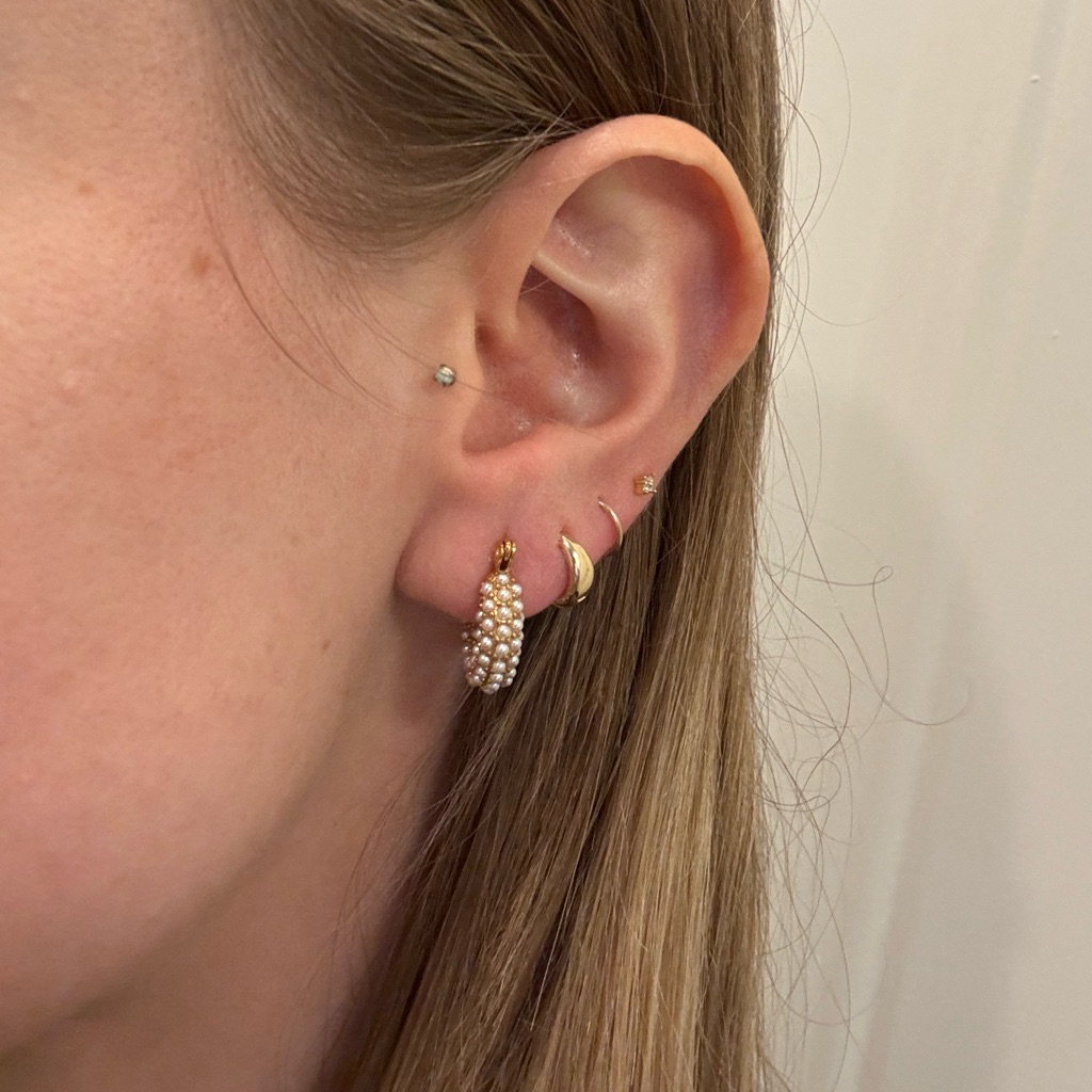 Huggie Gold Hoop Micro Pearl Pearls Earrings Hoops Chunky 30$